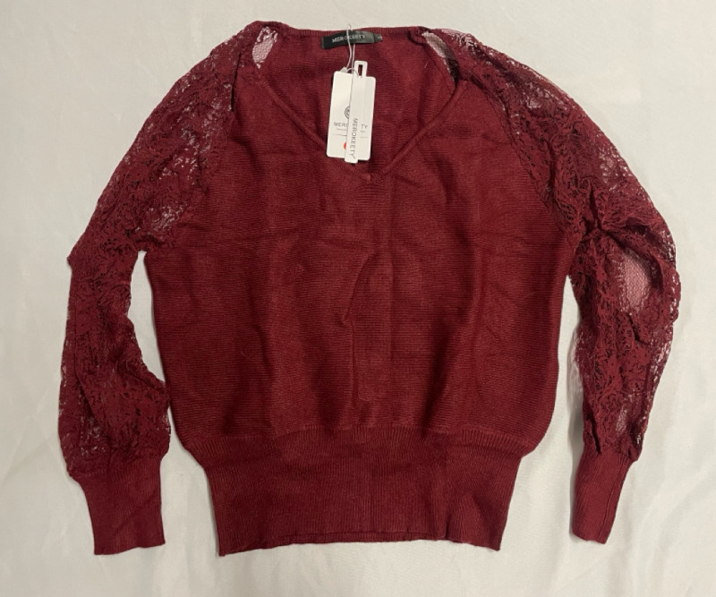 NEW Merokeety Lace sweater, Size Large