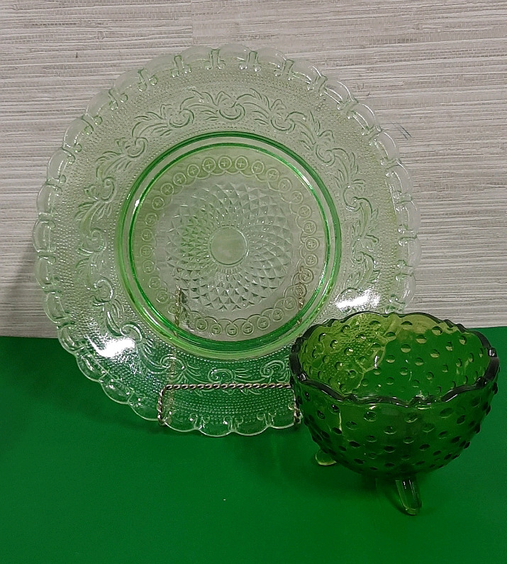 Vintage 10.5" Dish 3.25"H Hobnail Footed Bowl