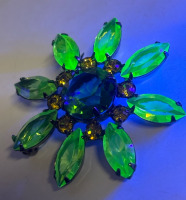 Japanned Uranium Vintage Brooch Crystal Rhinestone