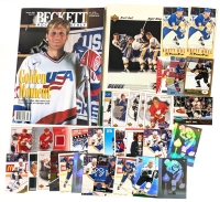 Brett Hull NHL Collection : 1996 Beckett Hockey Magazine & Assorted Cards