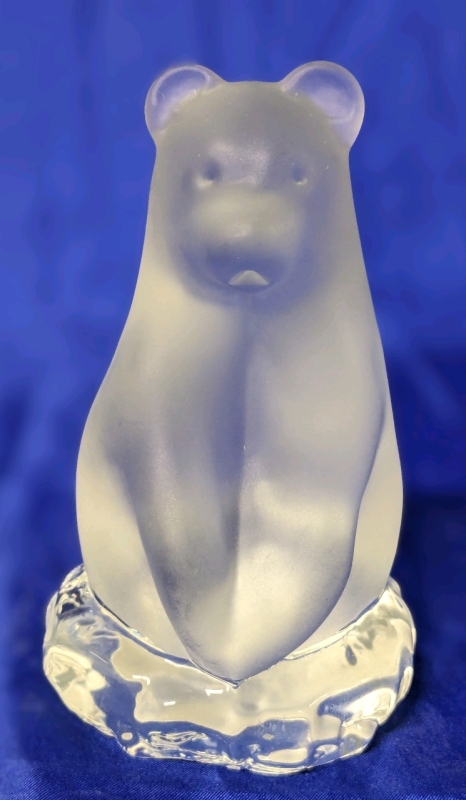 Vintage Reijmyre Kristall Sweden Frosted Crystal Sitting Bear 4.5" Tall