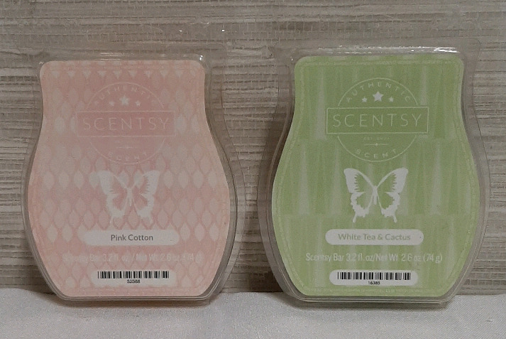 2 Packs of Scentsy Wax One is Pink Cotton the other is White Tea & Cactus