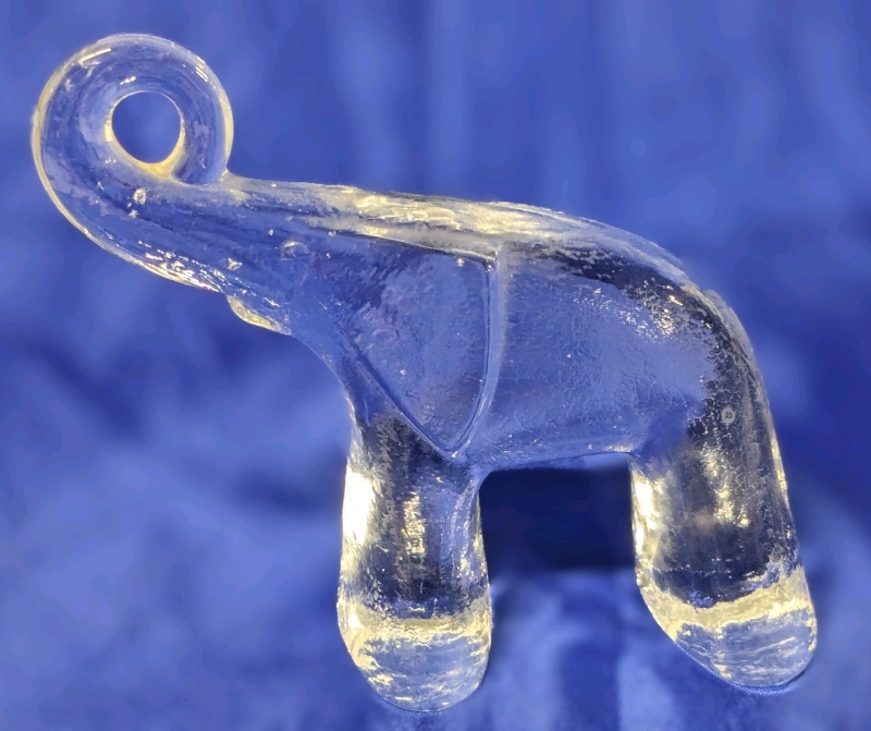 Kosta Boda Art Glass Elephant 3.4" Tall (Unsigned)