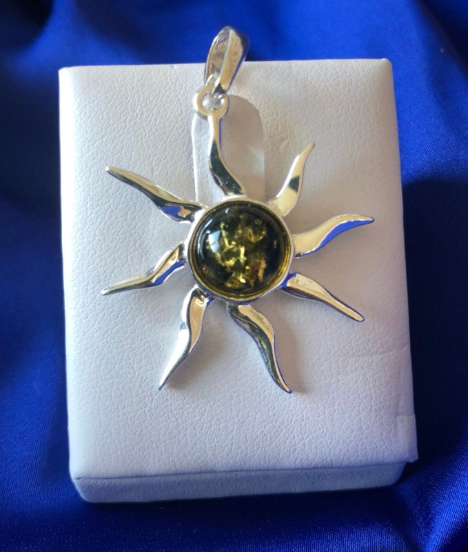 925 Sterling Green Baltic Amber Sunburst Pendant