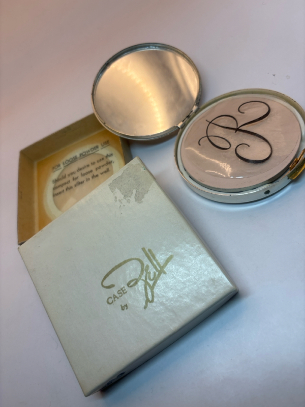 Vintage Zell Box Helena Rubinstein Engraved Compact