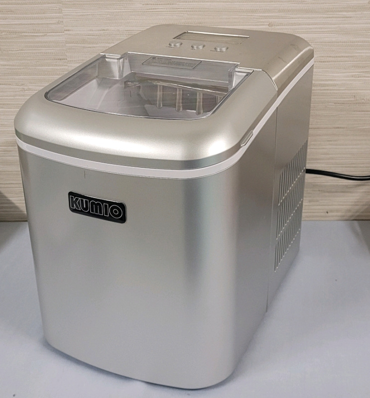 Kumio Ice Maker , Model # ICM1215 . Tested Powers Up , Not Tested Beyond Power Up