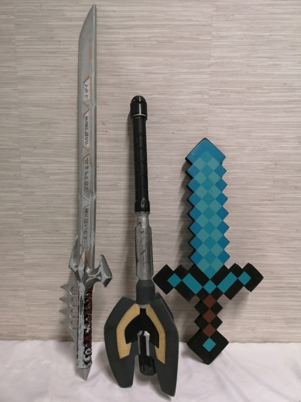 Play Swords & Large Nerf Arrow
