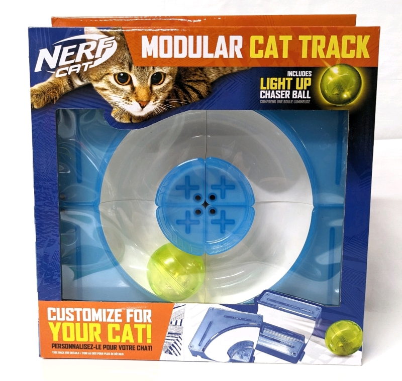 New Nerf Cat Modular Cat Track : Includes Light Up Chaser Ball