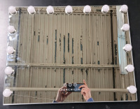 Hollywood Make-Up Mirror w/Stand , 23"&times;18" . Lights Not Working