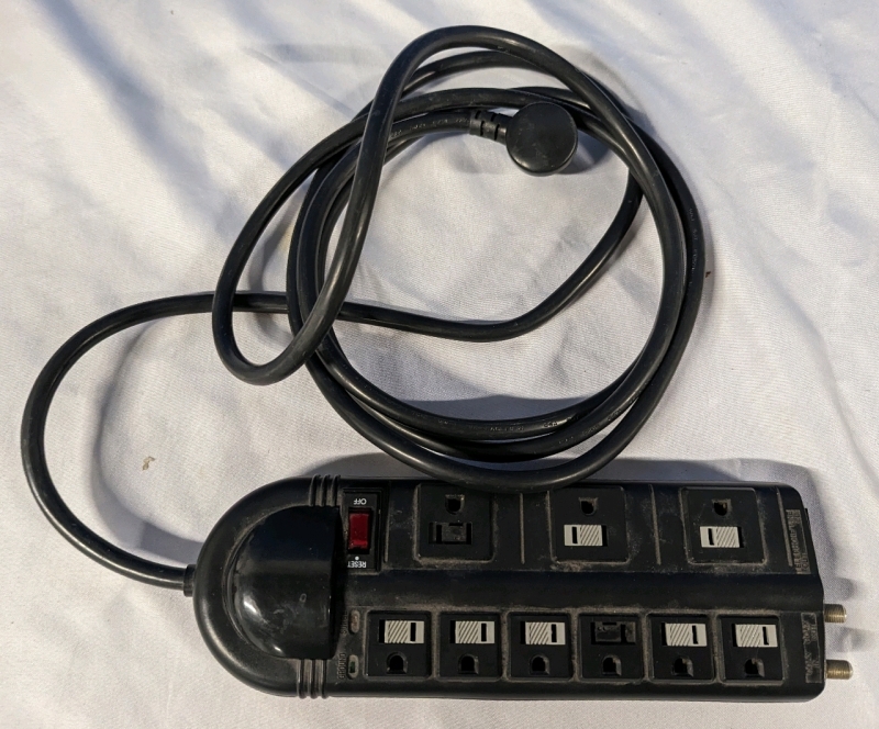 Surge Protector Power Bar. Cord is Longer Than 112". Tested Successfully