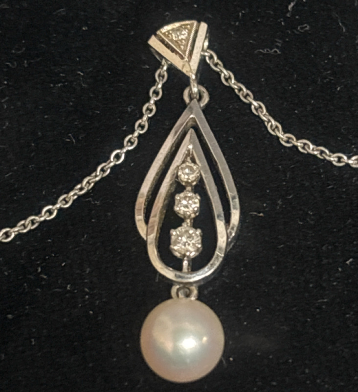 14K White Gold White Sapphire Pearl Drop Pendant