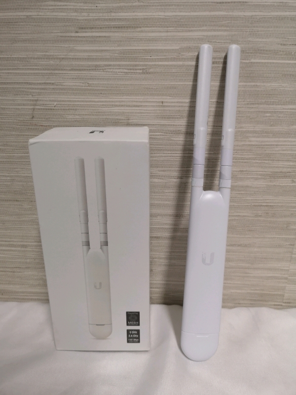 New UniFi AC MESH Technology Access Point +