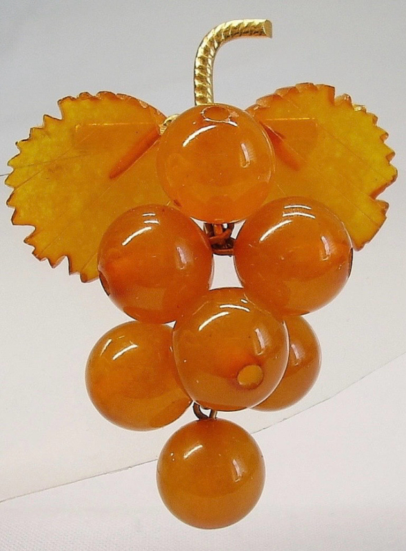 Amber Berstein Konigsbeeg Signed Brooch 1930