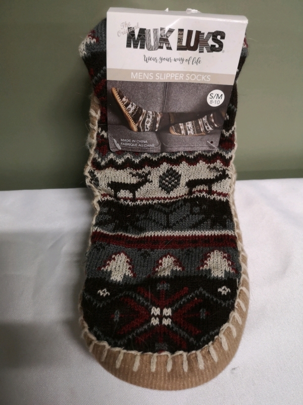 New Muk Luks sz S/M (8-10) Slipper Socks