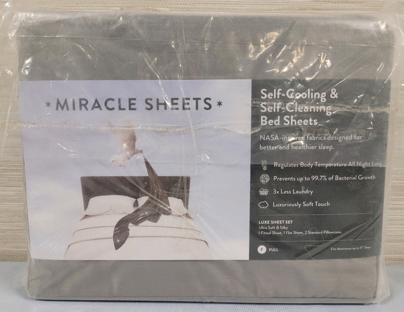 New - Miracle Sheets Luxe Sheet Set , Full . One (1) Fitted , One (1) Flat & Two (2) Pillow Cases