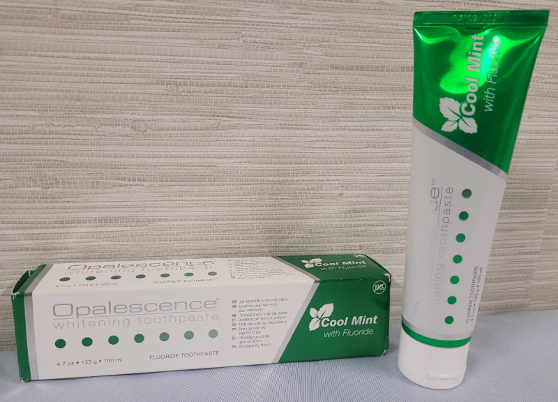 New - Opalescence Teeth Whitening Toothpaste , 100ml Tube . Cool Mint w/Fluoride