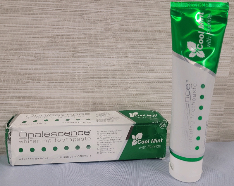 New - Opalescence Teeth Whitening Toothpaste , 100ml Tube . Cool Mint w/Fluoride