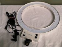 Neewer Ring Light 18" - RL 18 Working AS IS No Stand