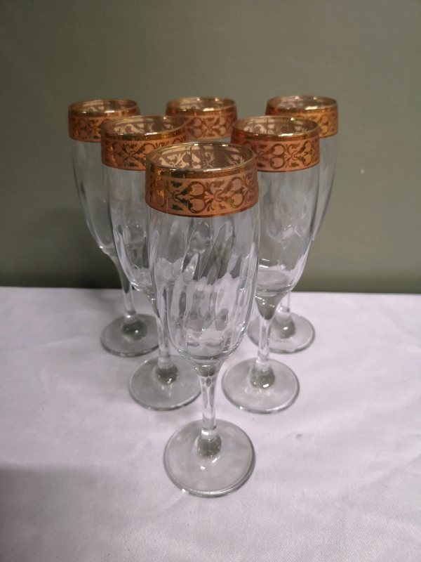 6 Vintage Champagne Flutes 8.25" Tall