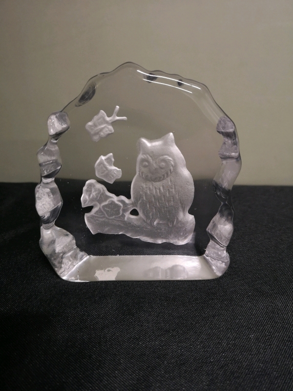 Vintage Crystal Paper Weight - Owl 4" Tall