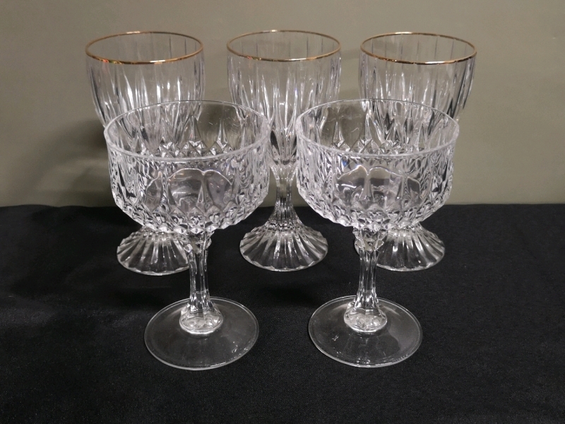 5 Crystal Wine Glasses