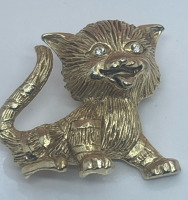 Figural Cat Mischievous Textured Brooch Rhinestone Eyes