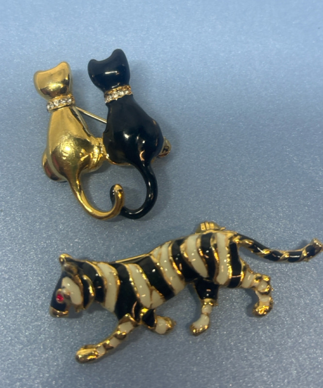 Two Figural Cat Brooches Vintade Enamel Rhinestones