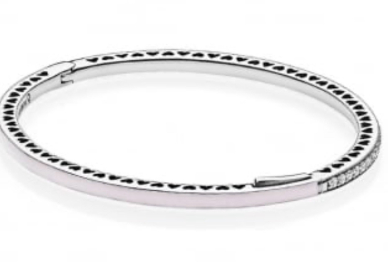 PANDORA Radiant Hearts Lavender Enamel Hinge Bracelet