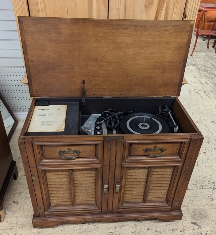 Philips High Fidelity Stereo Cabinet