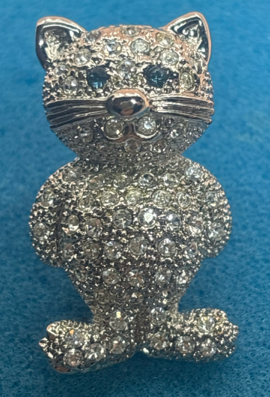 Chubby Cat Vintage Rhinestone Cluster Figural Brooch