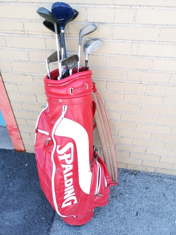 Spalding Golf Bag with 10 Clubs