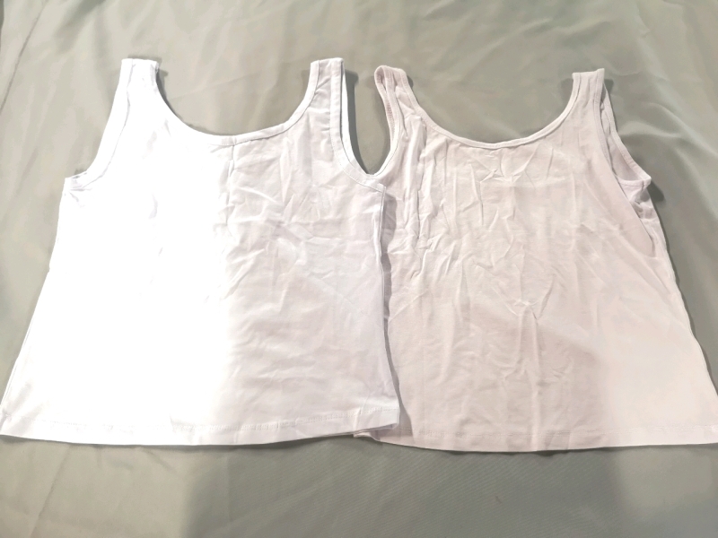 2 As New Women's sz S/M Tank Tops