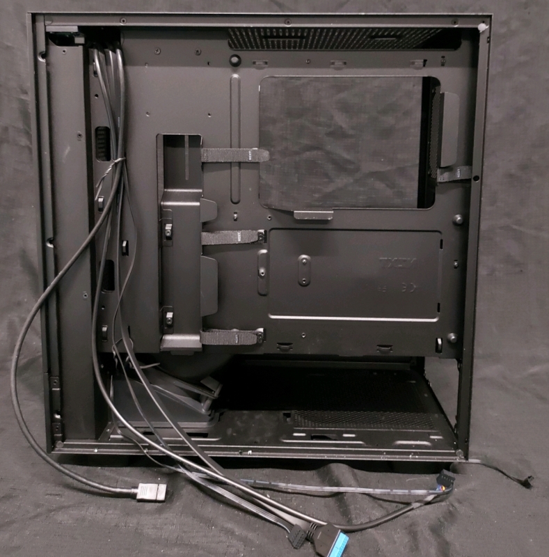 NZXT H5 Computer Case Shipping Damage Glass Broken Please See Photos