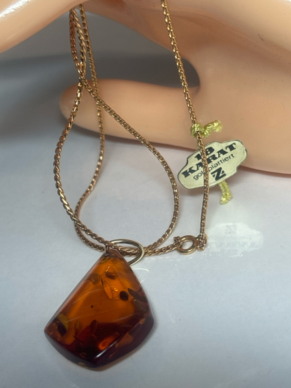 Baltic Amber Pendant Chain with 18K plate Hang Tag