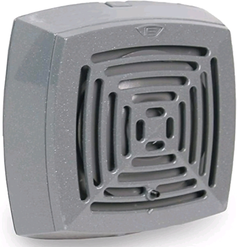 New Edwards Adaptahorn. 874-N5. 27.94 x 20.32 x 20.32 cm.