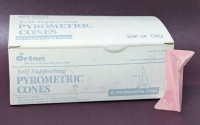New ORTON Cone 04 Self-Supporting Pyrometric Cones for Kilns | SSK 04 CNQ (25 Cones in Box)