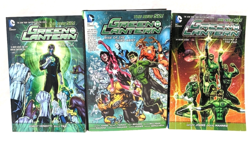 DC Comics GREEN LANTERN Rise of the Third Army (Hardcover) & Volume 3: The End & Volume 4: Dark Days (Paperback)