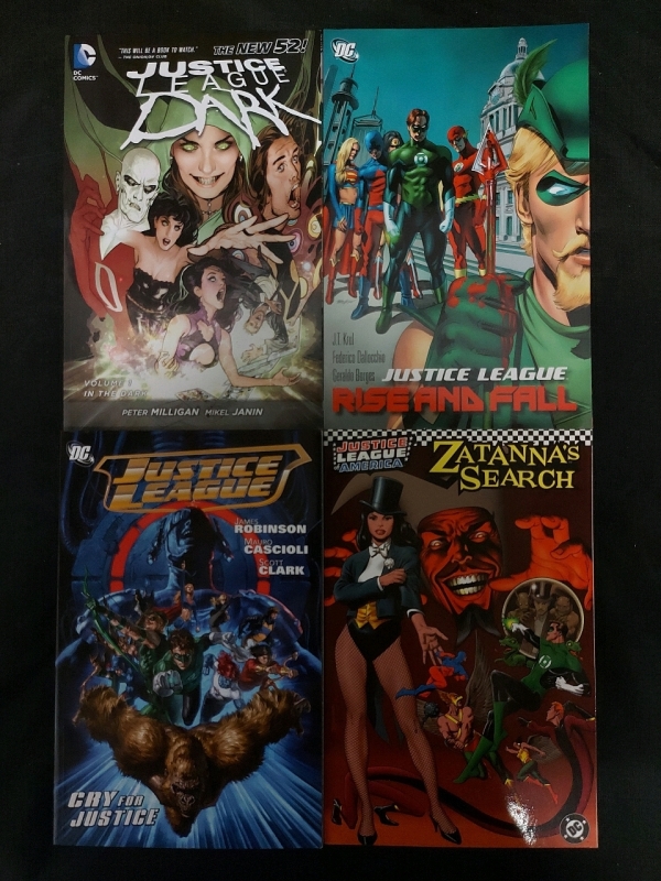 4 DC Justice League Graphic Novels Excellent Condition Pre Owned Soft Covers