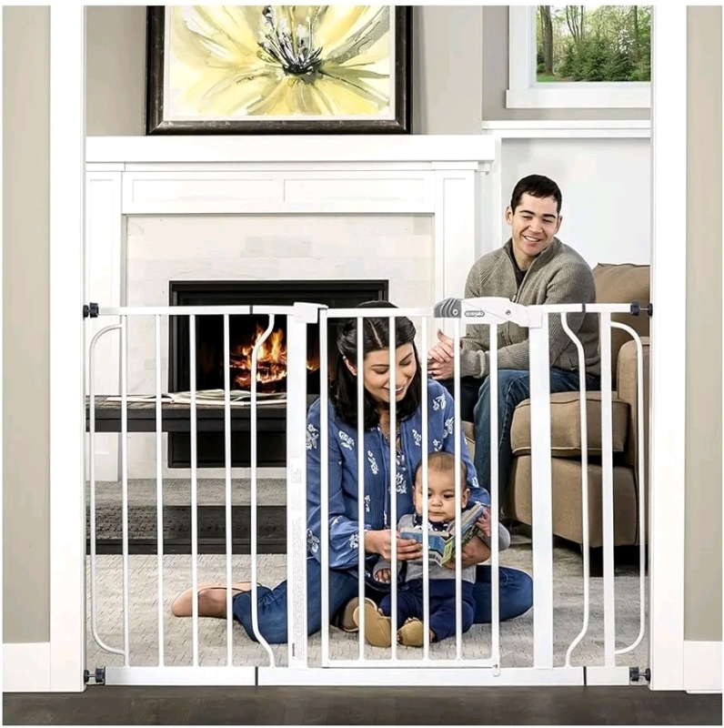 New Regalo Easy Step Extra Wide Safety Gate - Model 1164 EW DS