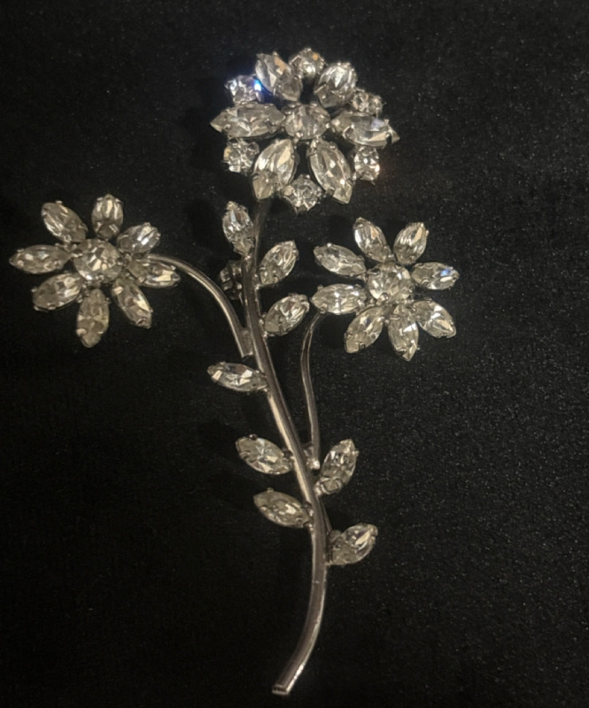 Jay Flex Sterling Uncommon 3 Rhinestone Figural Flower Brooch