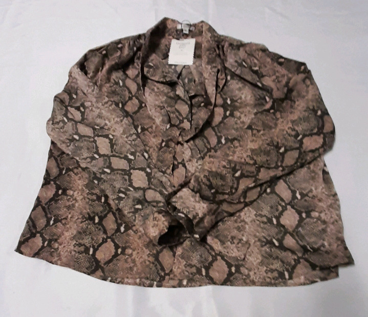 New Size XL Stella & Dot Bouse with tie detail