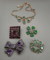 4 Vintage Brooches & a Lovely 16" Necklace. Bow Brooch is 2" wide