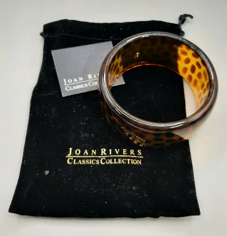 Vintage Joan Rivers Chunky Tortoise Shell Bangle. Bangle is 3.25" Signed