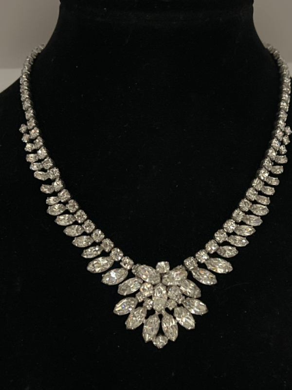 Vintage Sherman Tiered Faceted Clear Rhinestone Figural Necklace