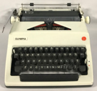 White Olympia SM9 Typewriter w/ Case 1970s Vintage