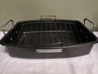 Cuisinart Roasting Pan - 19"L x 14"W x 4"H