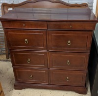 Fantastic Dark Wood Dresser