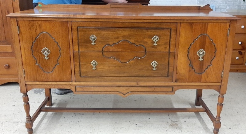 Vintage Imperial Buffet
