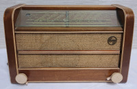Vintage 1950s Philips Tube Radio TYP 856 A-19 . Tested Powers Up , Not Tested Beyond Power Up