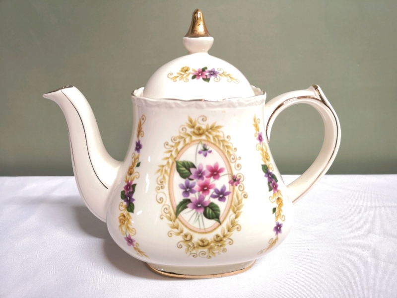 Vintage Sadler Teapot - Made in England